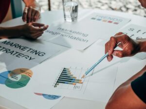 AI operating model structure for large organizations